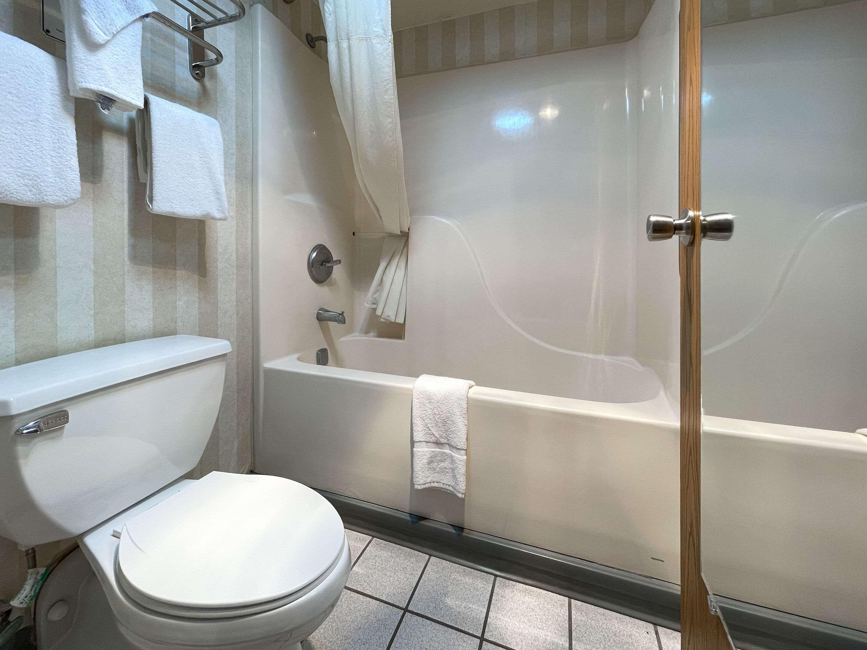 Quality & North Hotel 2*